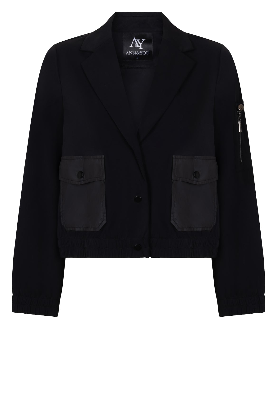Aria | black