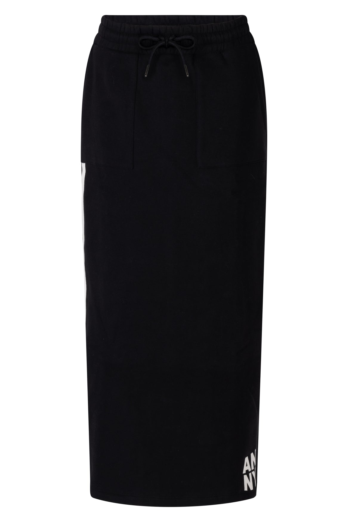 Kirsten | black