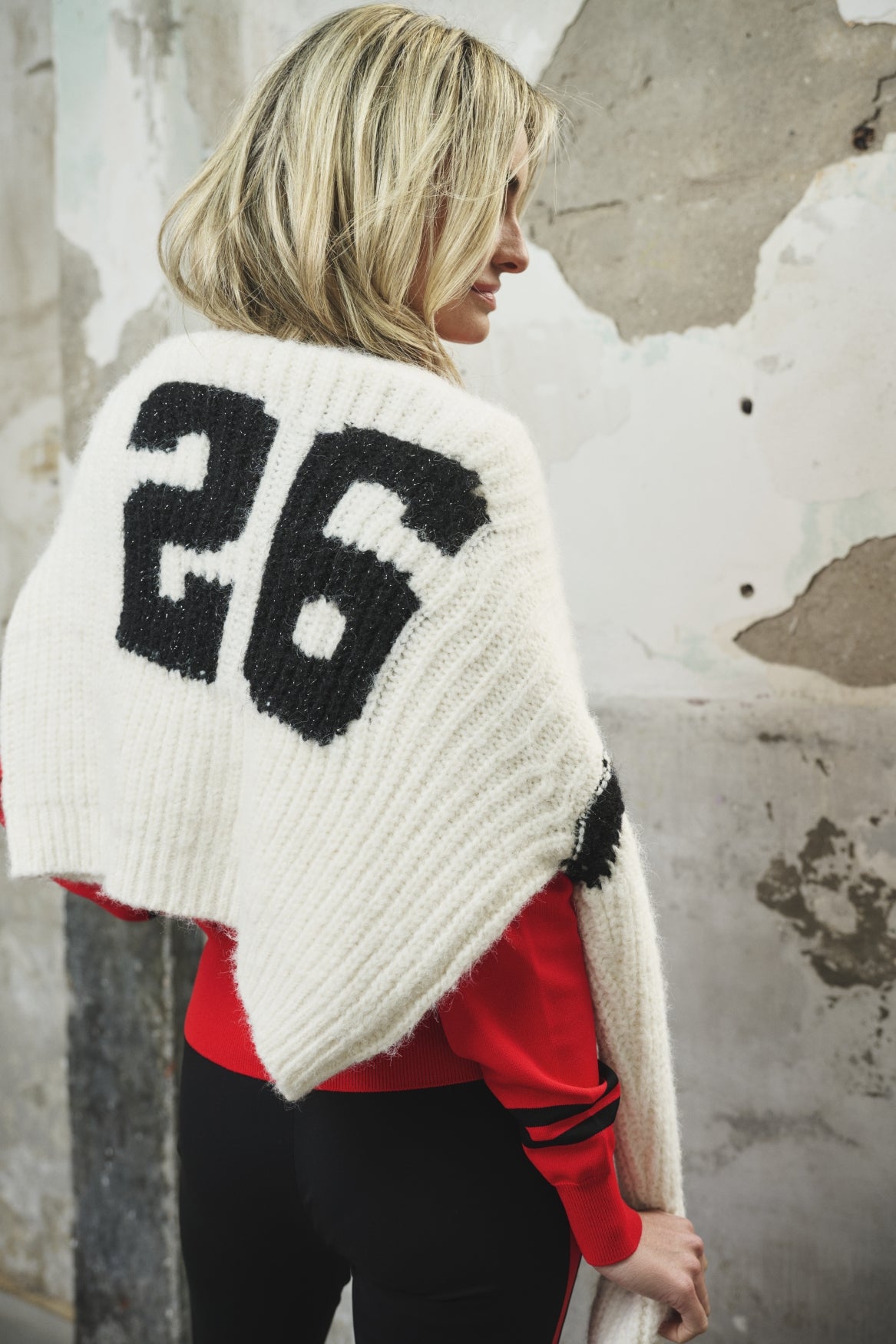 Cammy | off-white-black